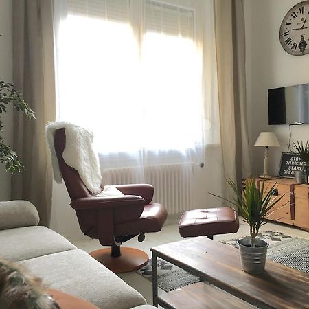 Standard Apartment By Hi5 - Karoly 23 Budapest Eksteriør bilde